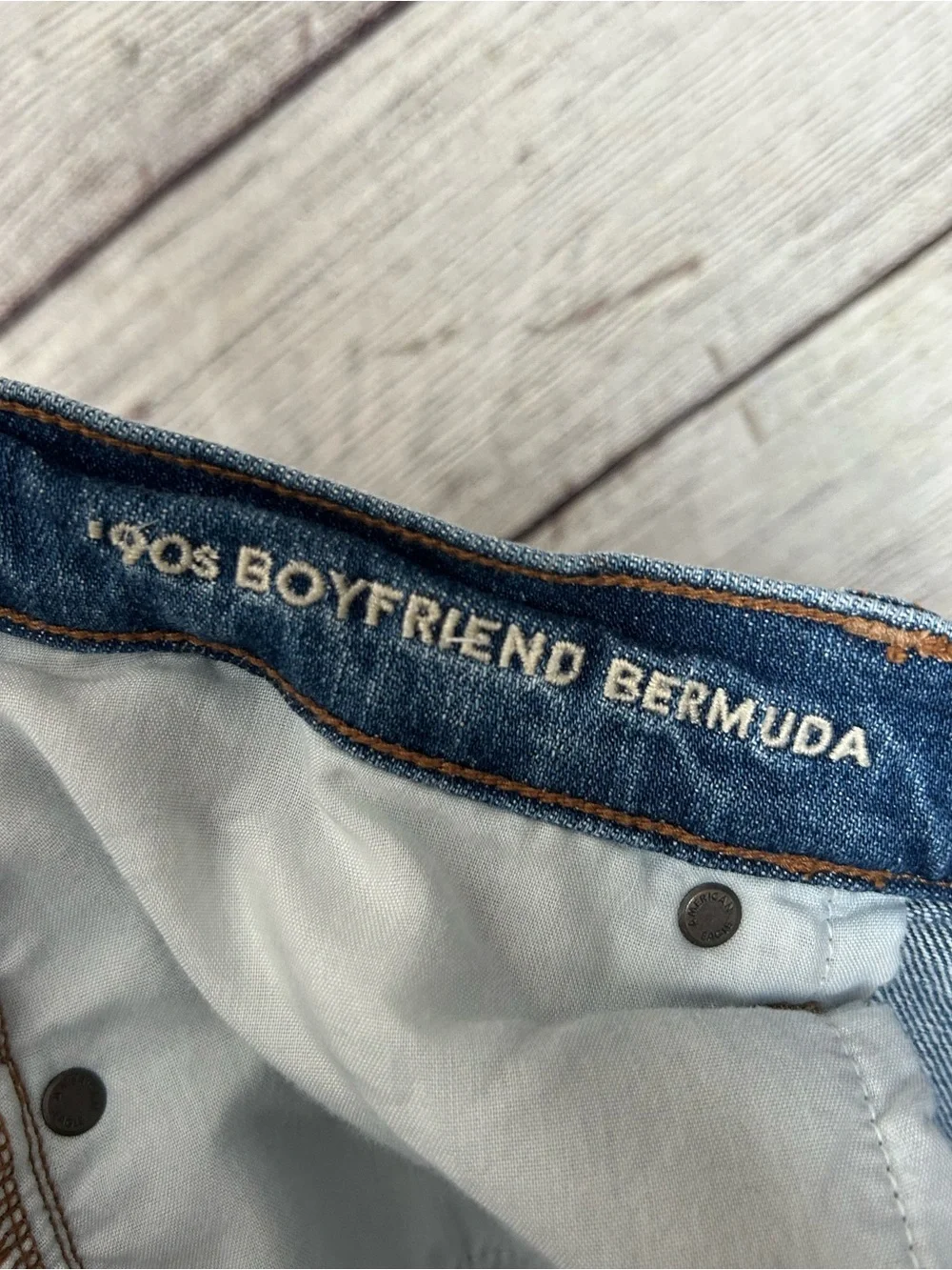 American Eagle ‘90s Boyfriend Bermuda denim short jorts size 16